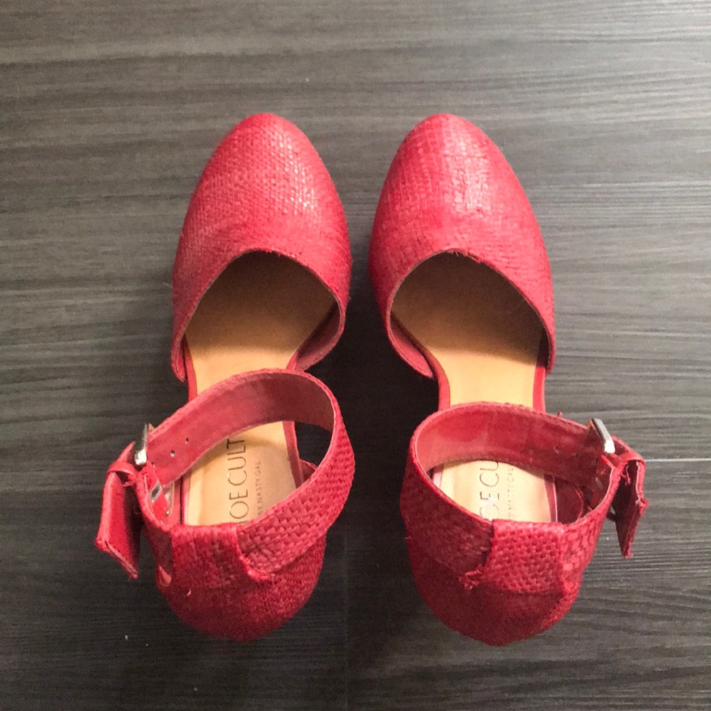 Red Shoe Cult straw platforms - Picture 4 of 7
